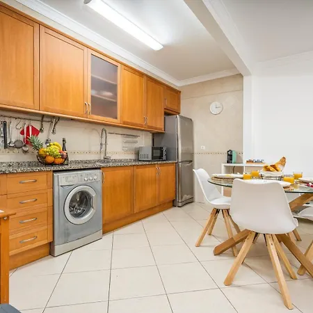 Apartamento Hostwise - Bright & Comfortable Flat